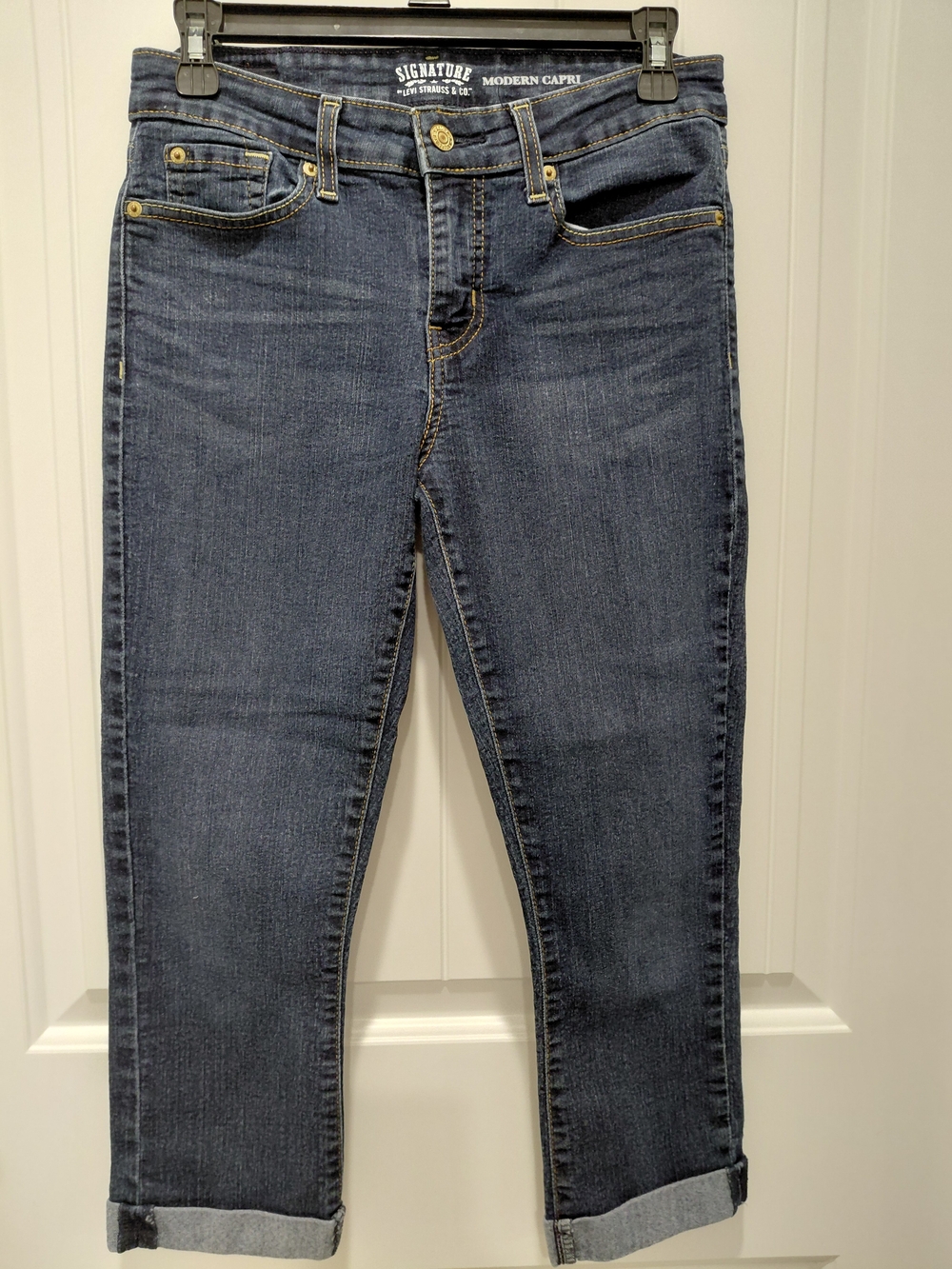 Signature Dark Blue Cropped Capri Jeans #2046